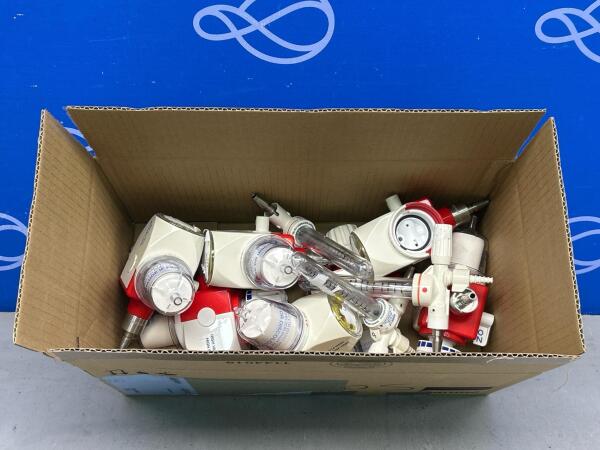 7 x Therapy Equipment High Vacum Regulators & 3 x Therapy Equipment Flow Requlators
