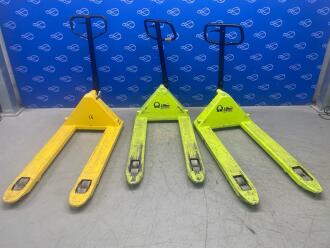 3 x Pallet Trucks