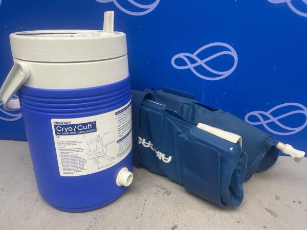Aircast Cryo / Cuff Cooler with 2 x Cuffs