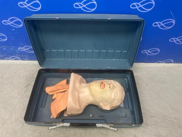 Laerdal Intubation Trainer