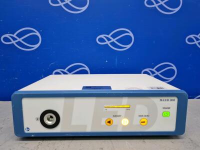 DP Medical M-LED 1000 Light Source