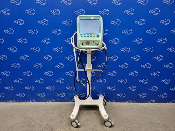 Acutronic Fabian HFO Ventilator on Rollstand