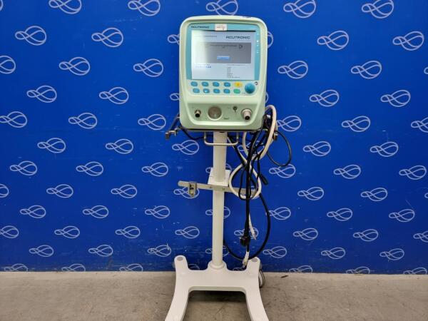 Acutronic Fabian HFO Ventilator on Rollstand