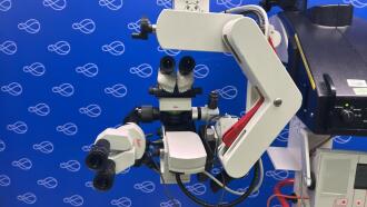 Leica M525 Operating Microscope on Leica F40 Base - 2