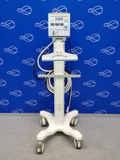 SLE 1000 Ventilator on Medicart 1000 - 2