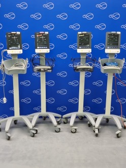 4 x Mindray VS-900 Vital Signs Monitor on Rollstand - 2