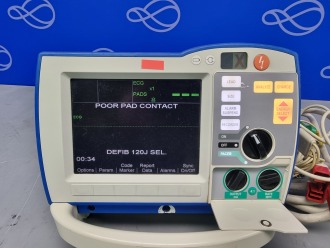 Zoll R-Series Plus Defibrillator with Pacing Function - 4