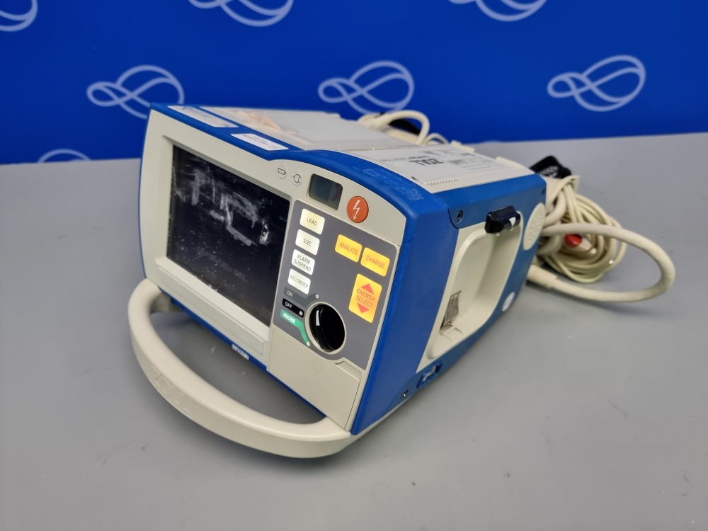 Zoll R-Series Plus Defibrillator With Pacing